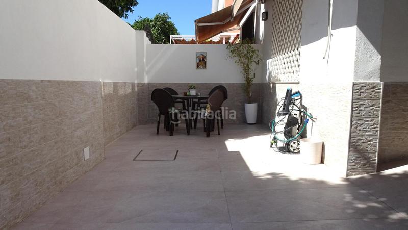 Foto 9cbe3779-d4d4-4c8c-84ff-98d4404805f9. Casa a schiera in colores - entreparques Sevilla