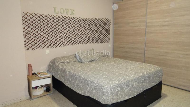 Foto b31bd021-7d4b-42ad-b7fe-8e95c99fbe53. Casa a schiera in colores - entreparques Sevilla