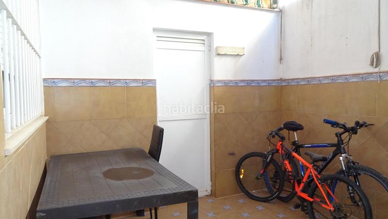 Foto f1fd76ef-2dcc-461e-ae2c-a21519d37afc. Casa a schiera in colores - entreparques Sevilla