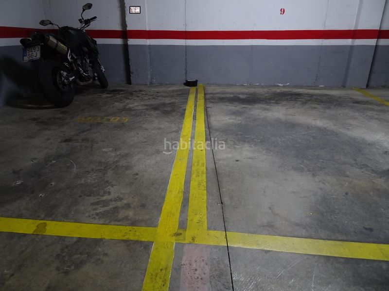 Foto e2a7be7f-0739-4f44-b306-71bdbbc926e9. Aparcament cotxe a Urbadiez - Entrepuentes Sevilla