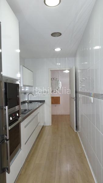 Foto def57a46-f363-42b1-b565-499c835b98ca. Etagenwohnung mit parking in colores - entreparques Sevilla