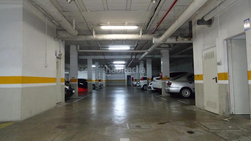 Foto 889d6a2c-86c1-4b2a-9a59-4ab3f79e91d5. Rent flat with parking in colores - entreparques Sevilla