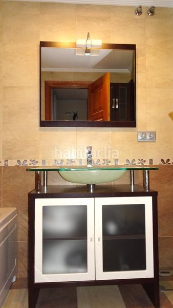Foto c322fc4d-2178-4a1d-acb1-ca6cc01a5cdc. Rent flat with parking in colores - entreparques Sevilla