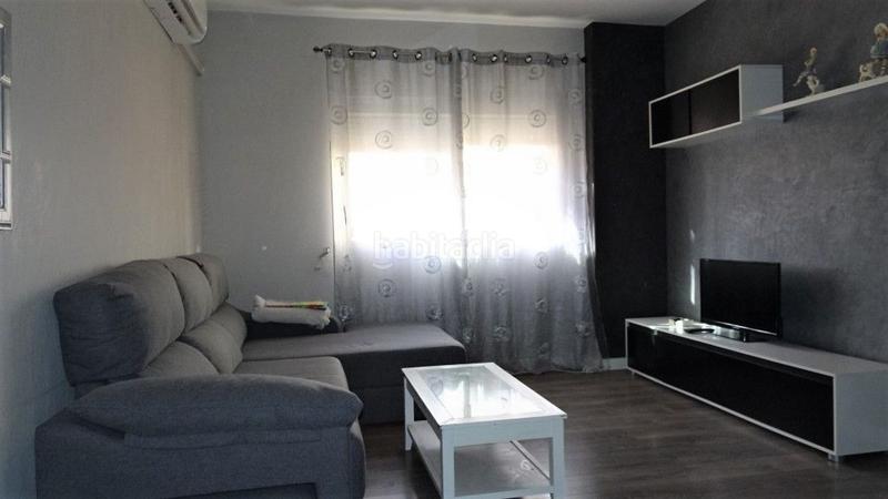 Foto 64943ef9-21c5-49a5-bc82-54e0a9f52931. Miete etagenwohnung mit parking in colores - entreparques Sevilla