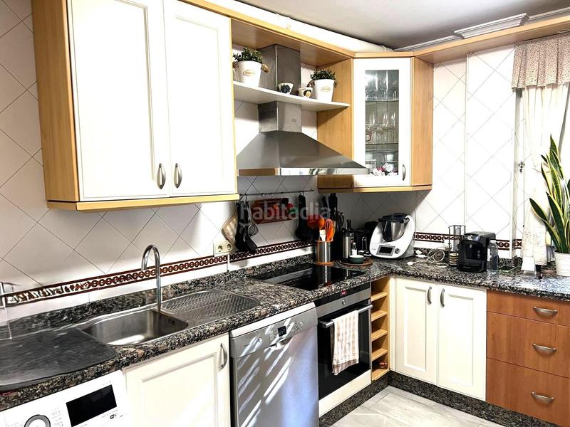 Foto 4d379fb6-7c7a-485e-96a7-f382e72366a8. Dúplex amb piscina a Barrio Alto San Juan de Aznalfarache