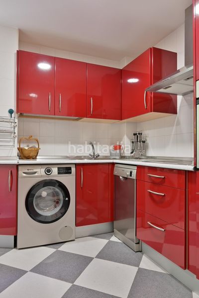 Foto 14be5f70-3f13-454b-87d3-ad8d62949d3a. Pis amb aparcament a colores - entreparques Sevilla