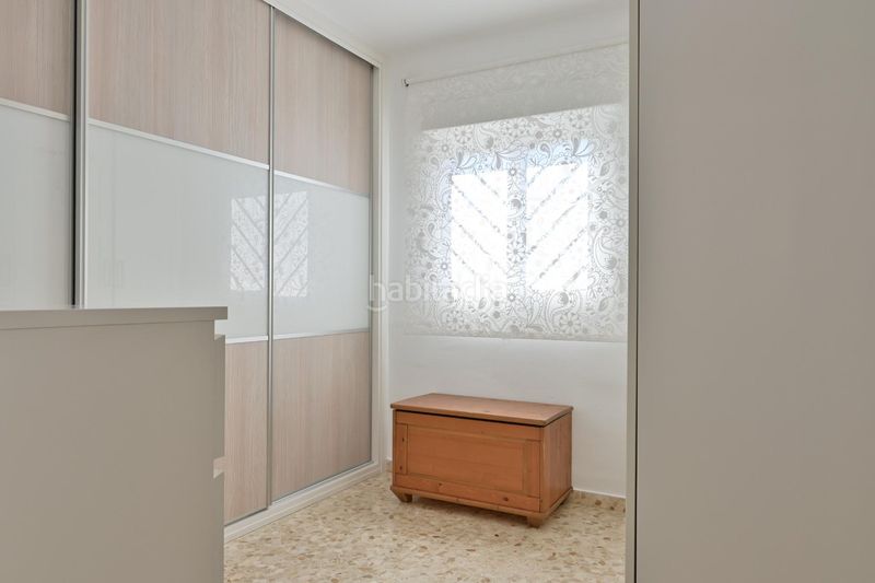Foto a0eadc81-29a7-45d0-b36b-81cf38d8df55. Casa adossada amb piscina a colores - entreparques Sevilla