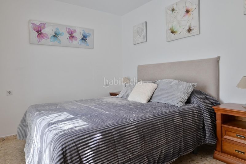 Foto b9c71fff-54d5-40a7-b888-fc54a6db262b. Casa adossada amb piscina a colores - entreparques Sevilla