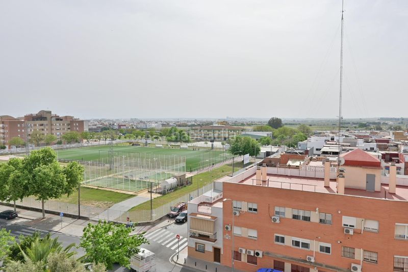 Foto 23e60d9b-a10d-4ceb-a27e-332612e00bd2. Pis amb aparcament a Palmete Sevilla