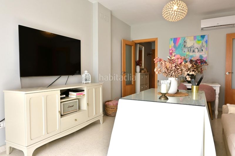 Foto a5e3b4ae-f491-46c3-b667-822497efd528. Pis amb aparcament a Palmete Sevilla