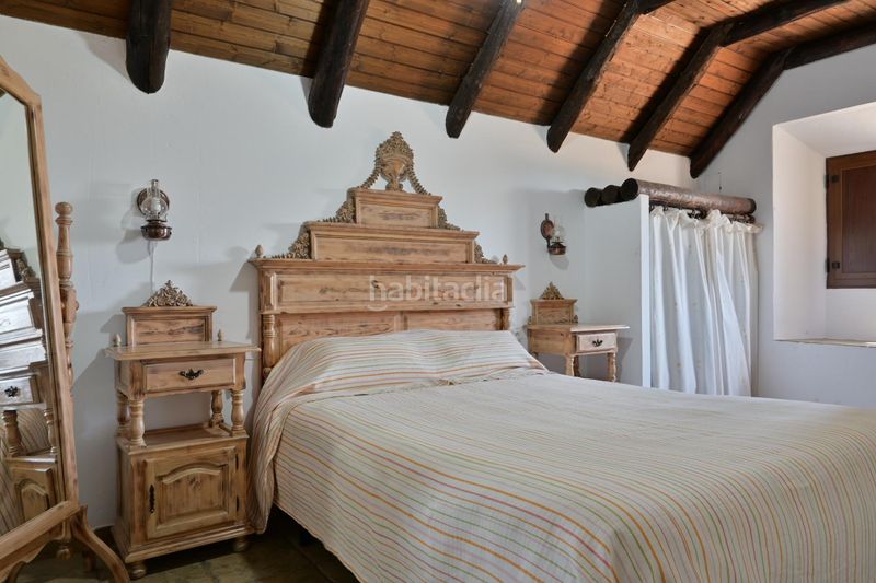 Foto a2b84af0-ed3b-4a64-b9b5-3986a0b508cd. Casa con parcheggio piscina in Bodonal de la Sierra