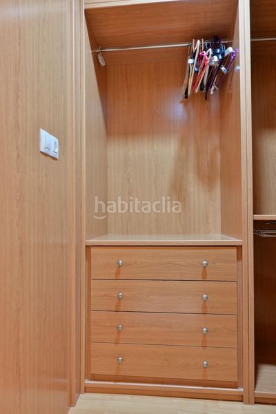 Foto 3b71e73c-02b4-4fb4-a085-84e72126189a. Location appartement avec parking dans colores - entreparques Sevilla