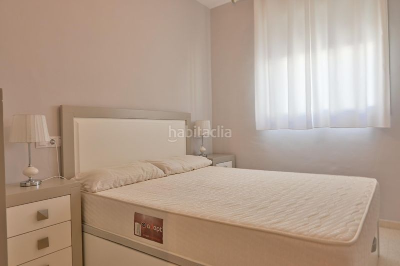 Foto 81e74c37-b000-42e0-a310-20c3c5544a9d. Location appartement avec parking dans colores - entreparques Sevilla