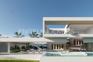 Residential Plot in Abama