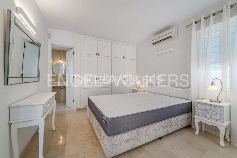 Foto e94b5c94-860c-4fa3-aff7-8836306d3a61. Haus mit parking pool in La Caleta Adeje