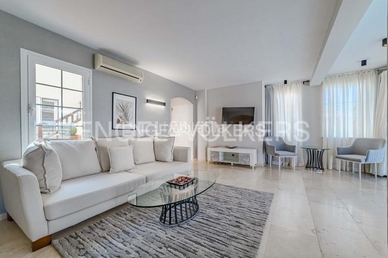 Foto 6ef9ebd0-9407-417e-b195-ad046592de66. House with parking pool in La Caleta Adeje