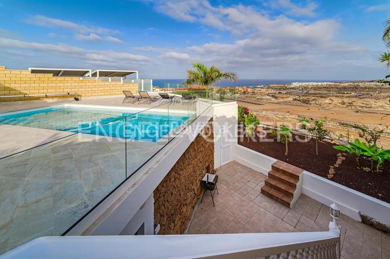 Foto aad2dc86-e569-41cf-9a83-f5fab29cca02. Casa en Playa del Duque Adeje