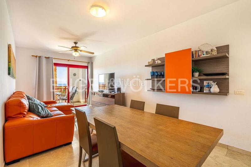 Foto 16a3e46e-e2b7-4f50-b216-1e175bfcfa1c. Pis amb piscina a Palm - Mar Arona