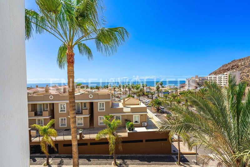 Foto 8e692d05-ca69-4655-a252-9cbfa95f7d68. Pis amb piscina a Palm - Mar Arona