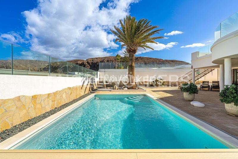 Foto ea3acb96-dae1-463a-9a46-4290c050f821. Casa en Palm - Mar Arona