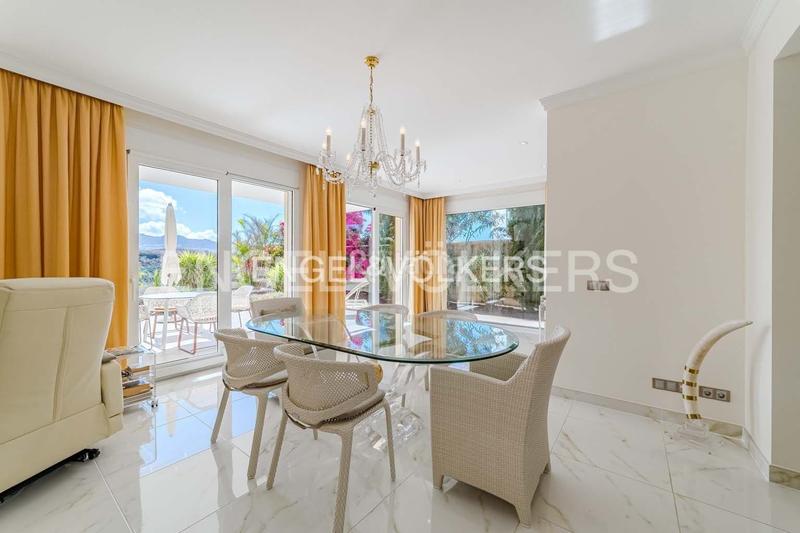 Foto 60f46fb2-f805-425e-863e-ad155cbbc531. House with parking pool in La Caleta Adeje