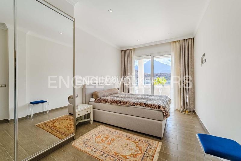 Foto 4f8953eb-321e-4336-b385-4274c0876f22. Maison avec parking piscine dans La Caleta Adeje
