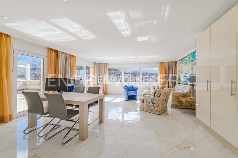 Foto d9f25451-3d17-4bd6-9880-d82e6a614d92. Maison avec parking piscine dans La Caleta Adeje
