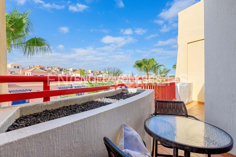 Foto be8c1032-8e96-4b2b-8a31-246d5608f54d. Appartamento con piscina in Palm - Mar Arona