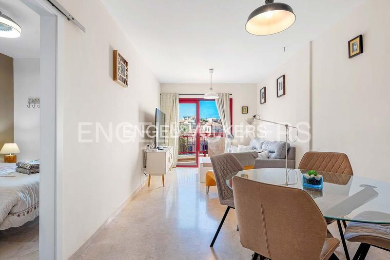 Foto 9d3ecdf2-6f6c-407e-b920-1df3ea6ba4a6. Piso en Palm - Mar Arona