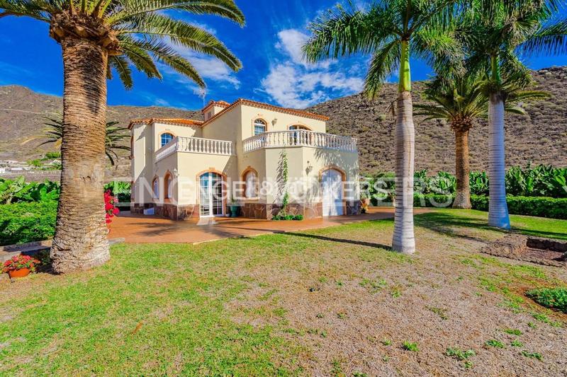 Foto a32ba4b2-d52a-498d-bb86-7f1a9a724f41. Casa en Tamaimo - Arguayo Santiago del Teide