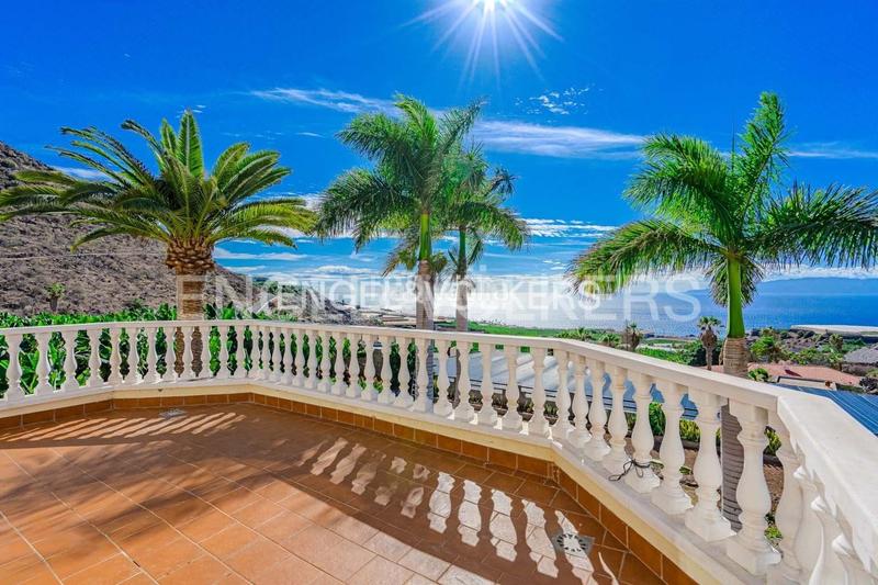 Foto b4a005a0-5d4c-4946-a711-ff358faa401e. Haus mit parking in Tamaimo - Arguayo Santiago del Teide