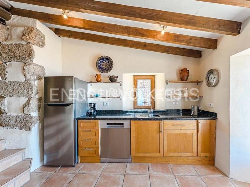 Foto 2fdaa3f8-b74f-42ac-95c5-fc79d5eb1ce7. Casa en Arona pueblo Arona