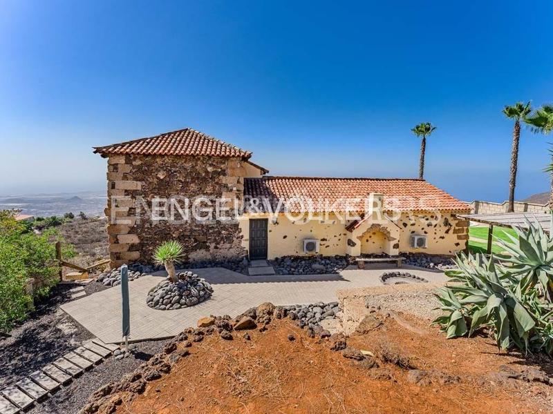 Foto 31b2fccd-b197-4ee7-ba24-01ea1152aed0. Casa en Arona pueblo Arona