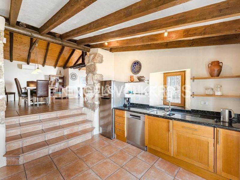 Foto e6f08daf-a0c8-403e-a68b-b2ad303095b3. Casa en Arona pueblo Arona
