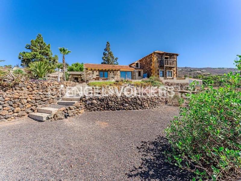 Foto f7526d62-2430-4663-8d7a-299565c48547. Casa en Arona pueblo Arona