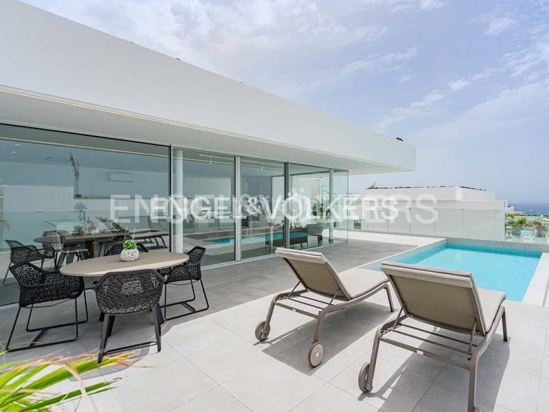 Foto ba2ae99e-8c2a-4f82-a503-035b60b9b00f. Casa en Callao Salvaje - Playa Paraíso Adeje