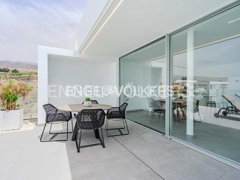 Foto efc39c28-d59e-465f-9aed-7003e5d7a6b2. Haus mit pool in Callao Salvaje - Playa Paraíso Adeje