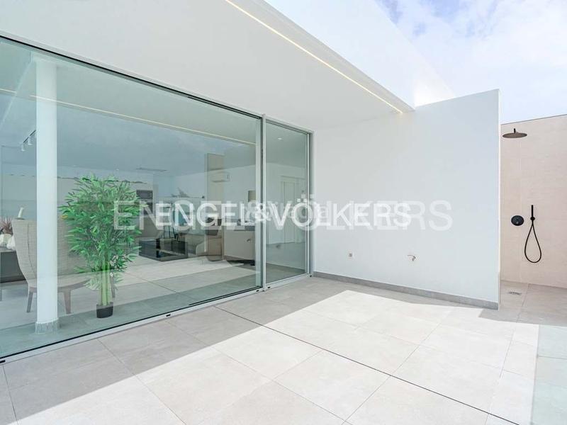 Foto b40f7541-c42c-438f-b112-566d44d77a15. House with pool in Callao Salvaje - Playa Paraíso Adeje