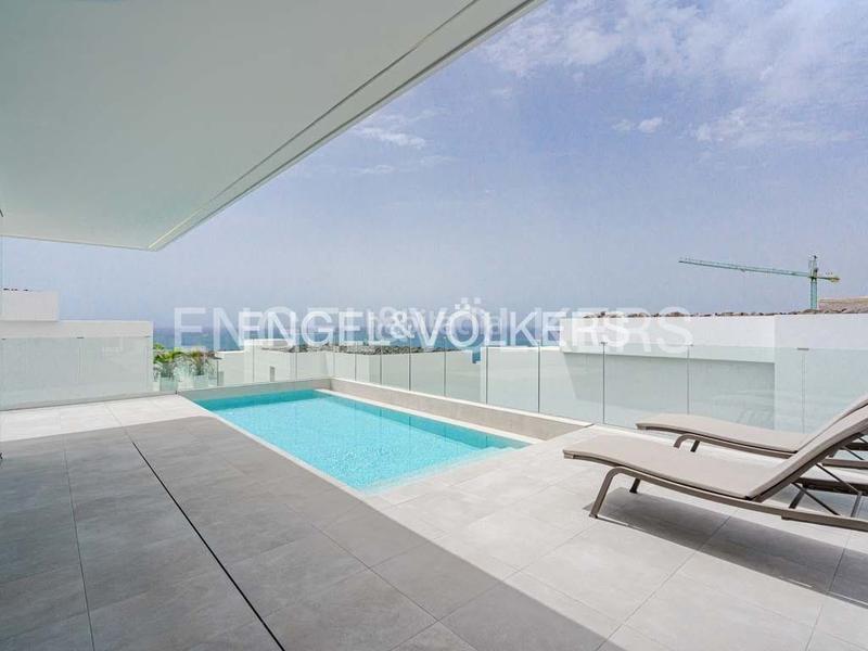 Foto 602d9d22-4a5c-49f3-ba34-e118986189f6. Maison avec piscine dans Callao Salvaje - Playa Paraíso Adeje