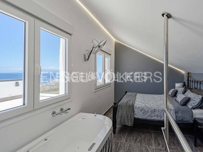 Foto 5a8dfdfd-4f1d-4cb0-9475-254ae97457ed. Casa con parcheggio piscina in San Eugenio Alto Adeje