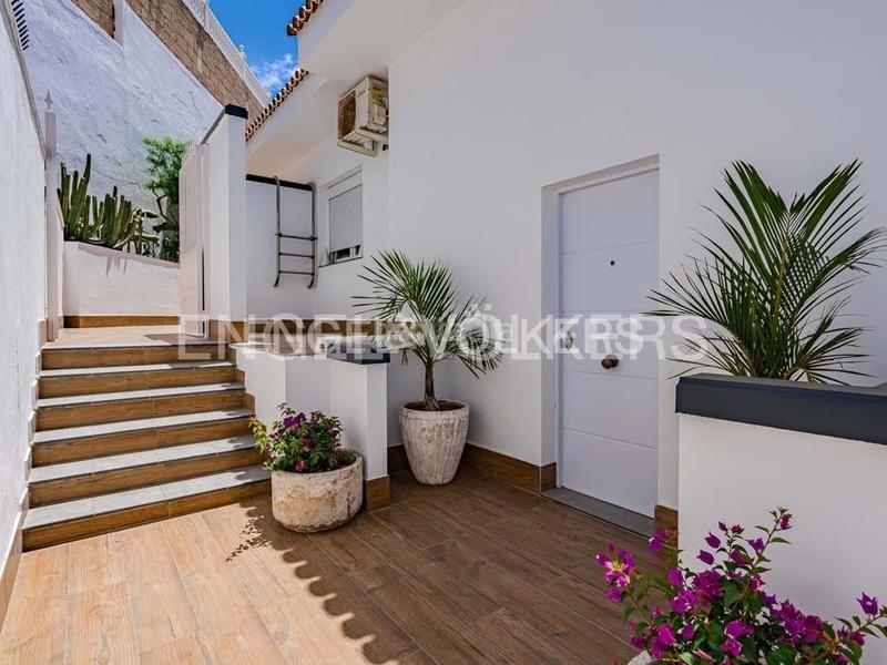 Foto 871432a7-93d4-4af8-90d8-a4a40761e65b. Casa con parcheggio piscina in San Eugenio Alto Adeje