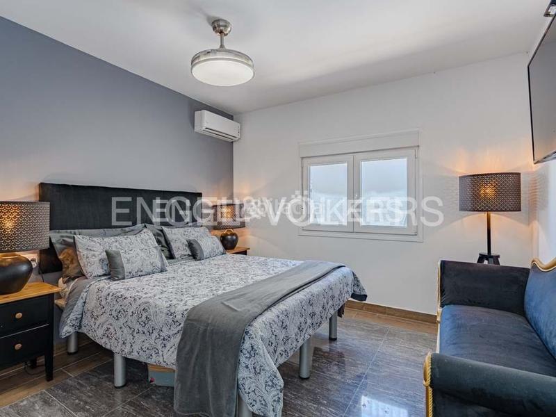 Foto f3b3a21a-0fb5-4a81-a87c-2a4210c1d36d. Casa con parcheggio piscina in San Eugenio Alto Adeje