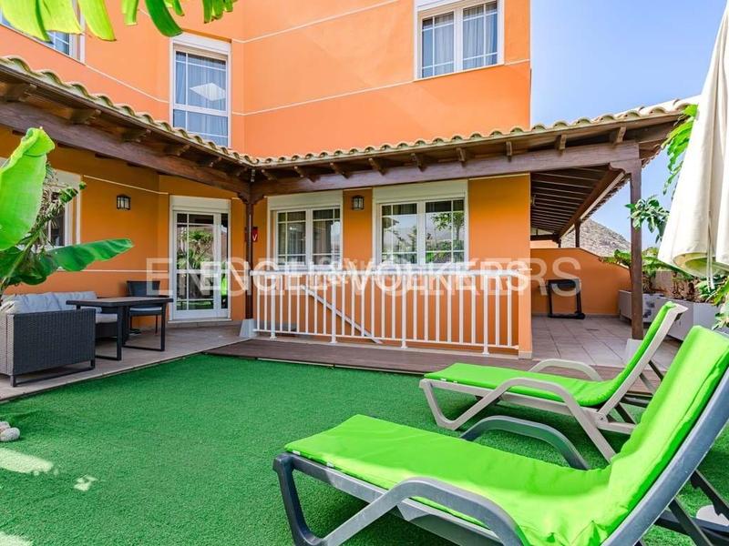 Foto 8506f033-877c-4267-a473-1c91c3b54ed2. Casa en Los Cristianos Arona