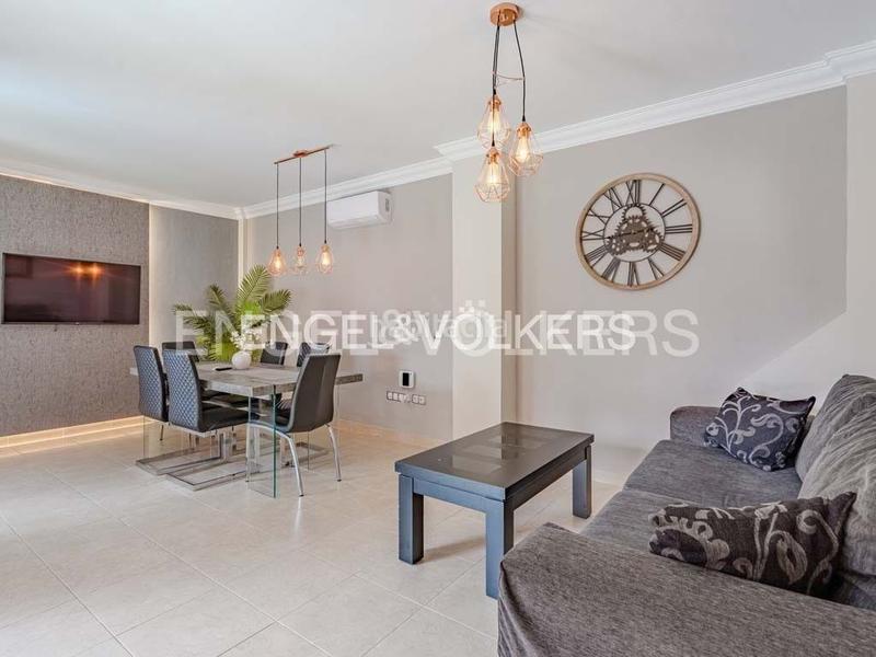 Foto 72bc160a-c8bd-4bda-9545-d94e28f0ea55. Casa con piscina in Los Cristianos Arona