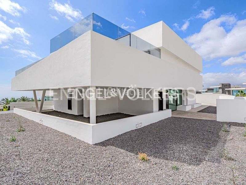 Foto 2a4c7519-cf79-49c3-8787-985d9586e1ec. Casa amb aparcament piscina a Abama Guía de Isora