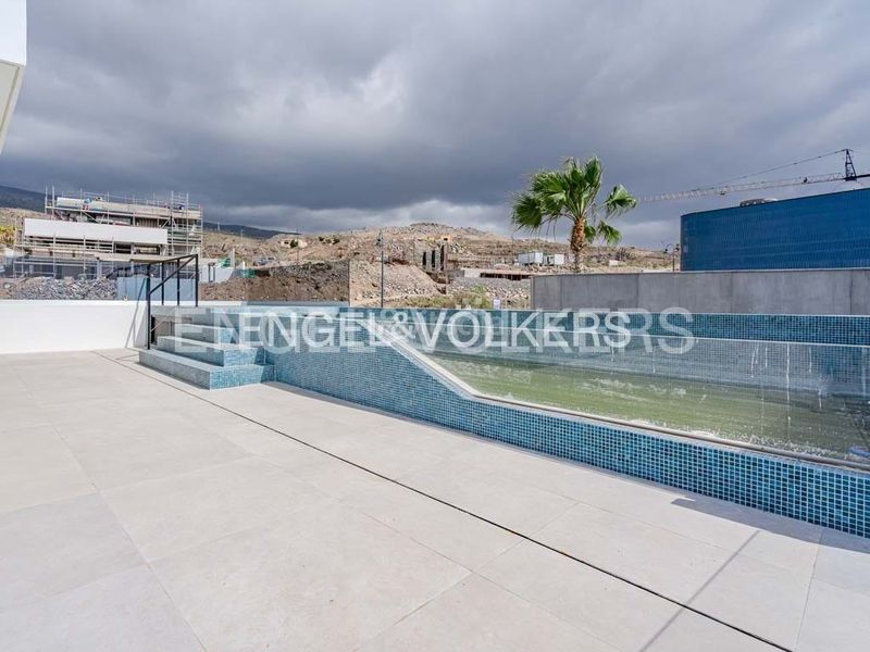 Foto 724a5a1e-3c5c-4591-87ec-b389b214f884. Casa amb aparcament piscina a Abama Guía de Isora