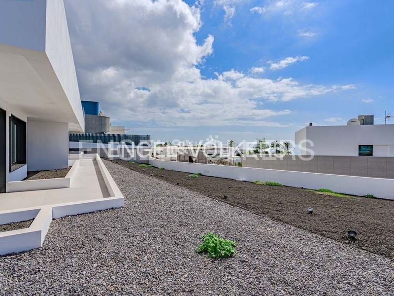 Foto ec37f7f2-711f-4a77-b294-5667ea1388a7. Casa amb aparcament piscina a Abama Guía de Isora
