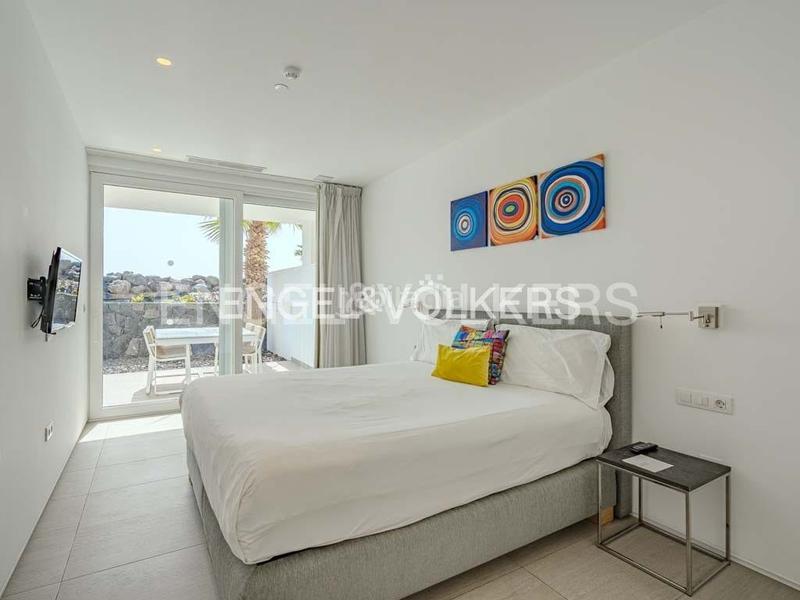 Foto d5b45011-27f0-4672-8a3f-8bf7ea22406b. Piso en Playa del Duque Adeje