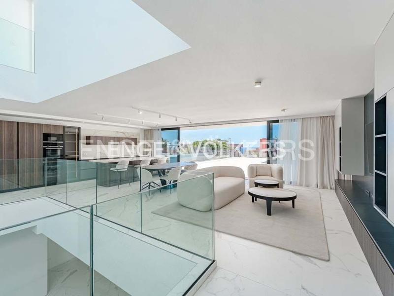 Foto 09a91231-0192-44cd-baab-e73940fd8aa2. Maison avec parking piscine dans Playa Fañabé Alto Adeje