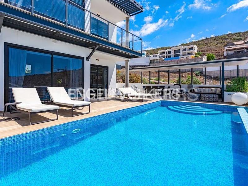Foto 5a731bf6-51f6-4218-8a8d-4e337f5f8323. Maison avec parking piscine dans Torviscas Centro y Alto Adeje